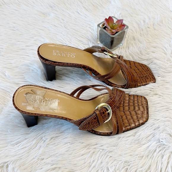 Franco Sarto Brown Leather Snake Gold Buckle Slip On heel women size 7.5 - Picture 4 of 6